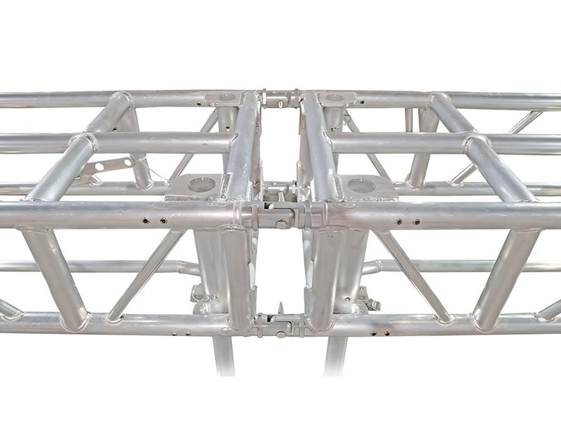 Truss for moving lighting